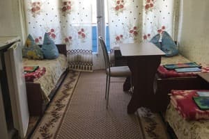 Пансионат Наука. Эконом трехместный  2