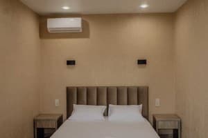 Отель REEF Hotel. Делюкс двухместный с террасой 4