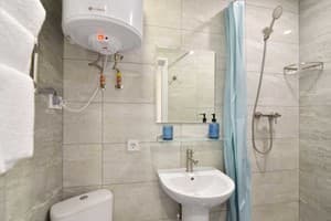 Отель REEF Hotel. Стандарт двухместный с балконом 16